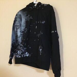 Zadka Streetwear Graphic Hoodie - "Everyone Wants to Eat" Quote - Black